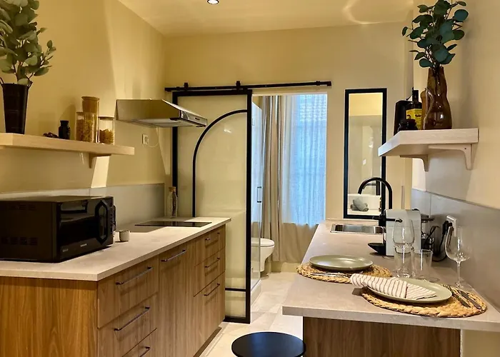 Le George Apartment